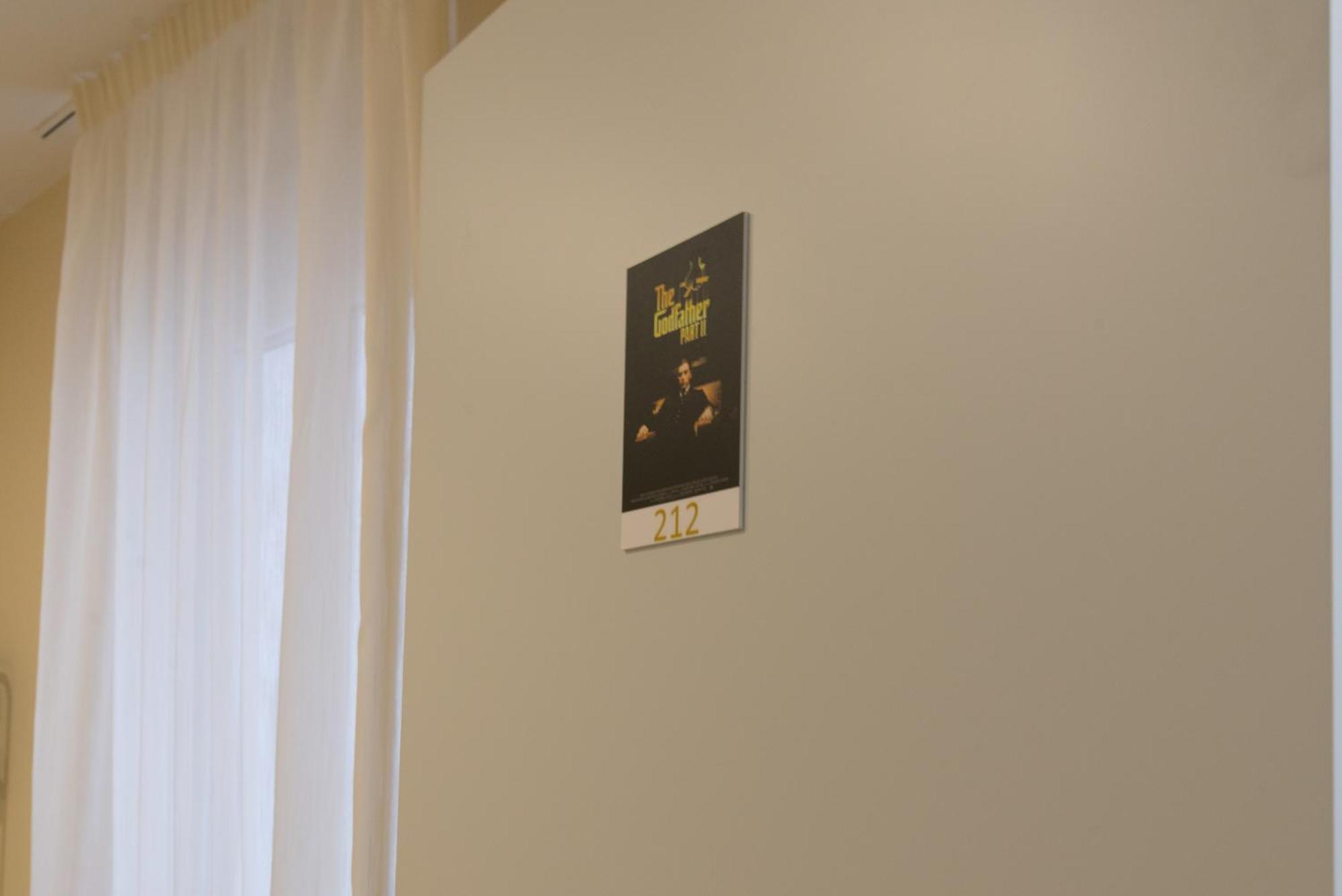 Hostal Art Madrid Extérieur photo