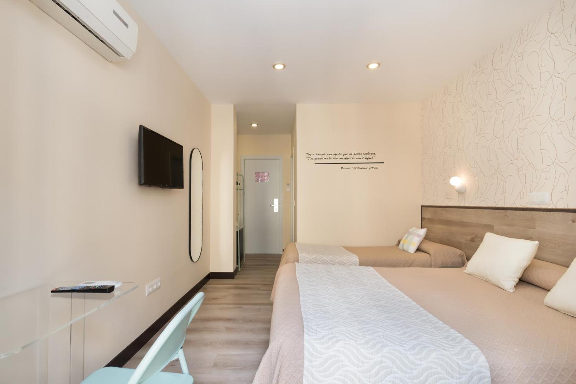 Hostal Art Madrid Extérieur photo